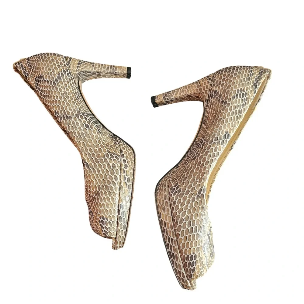 Stuart Weitzman Beige‎ Black Snake Skin Plainfield Open Toe Heels 8.5 M